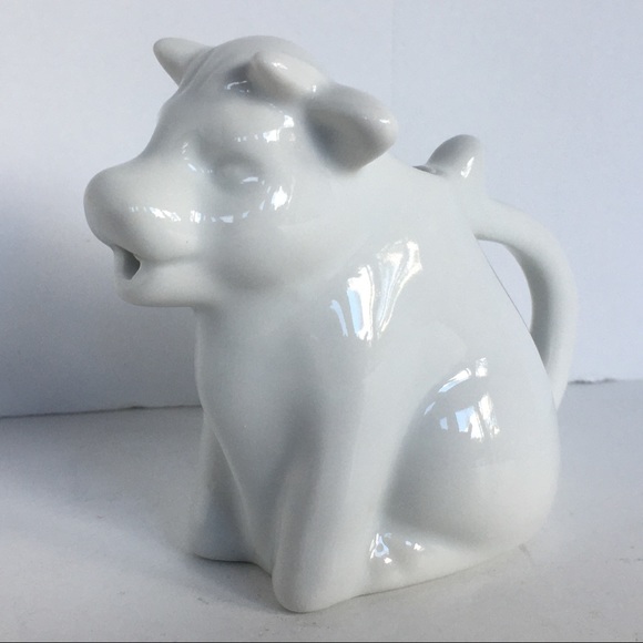 cow creamer white porcelain 3" tall EUC milk farm animals - Picture 1 of 10